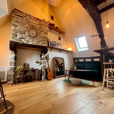 Bienvenue A Indra Apartment Vannes Bagian luar foto