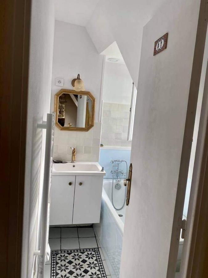 Bienvenue A Indra Apartment Vannes Bagian luar foto