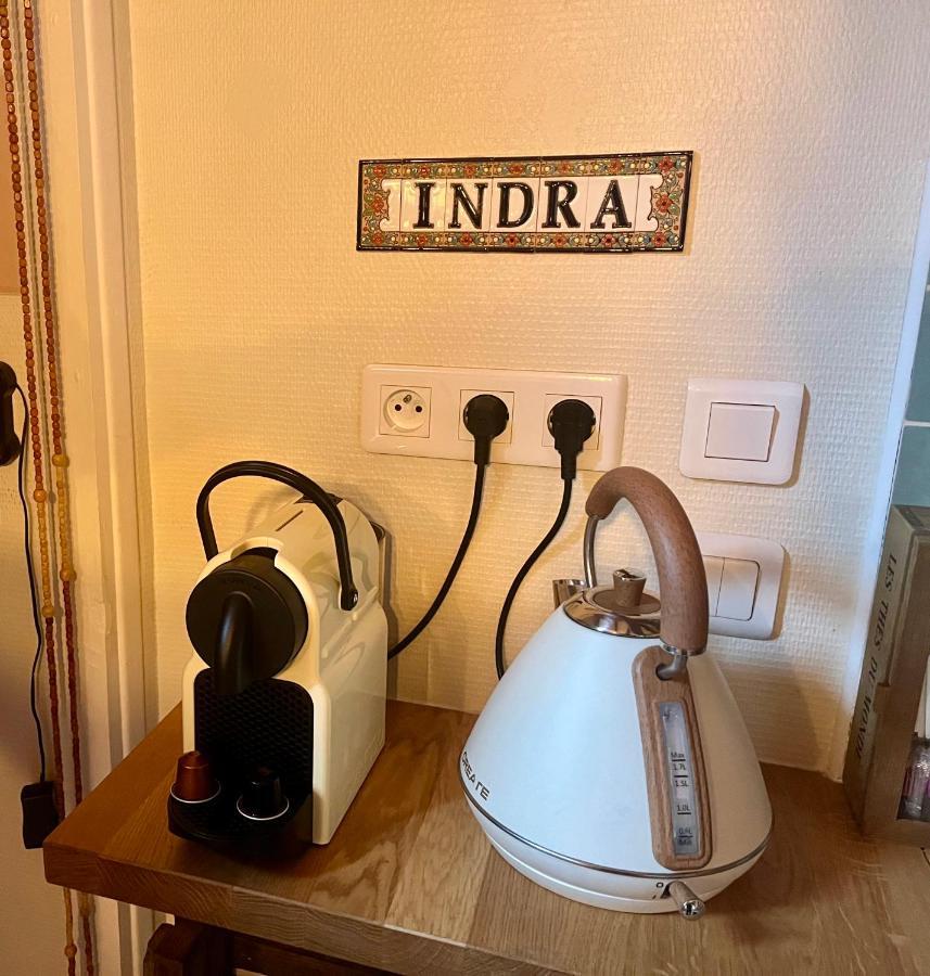 Bienvenue A Indra Apartment Vannes Bagian luar foto